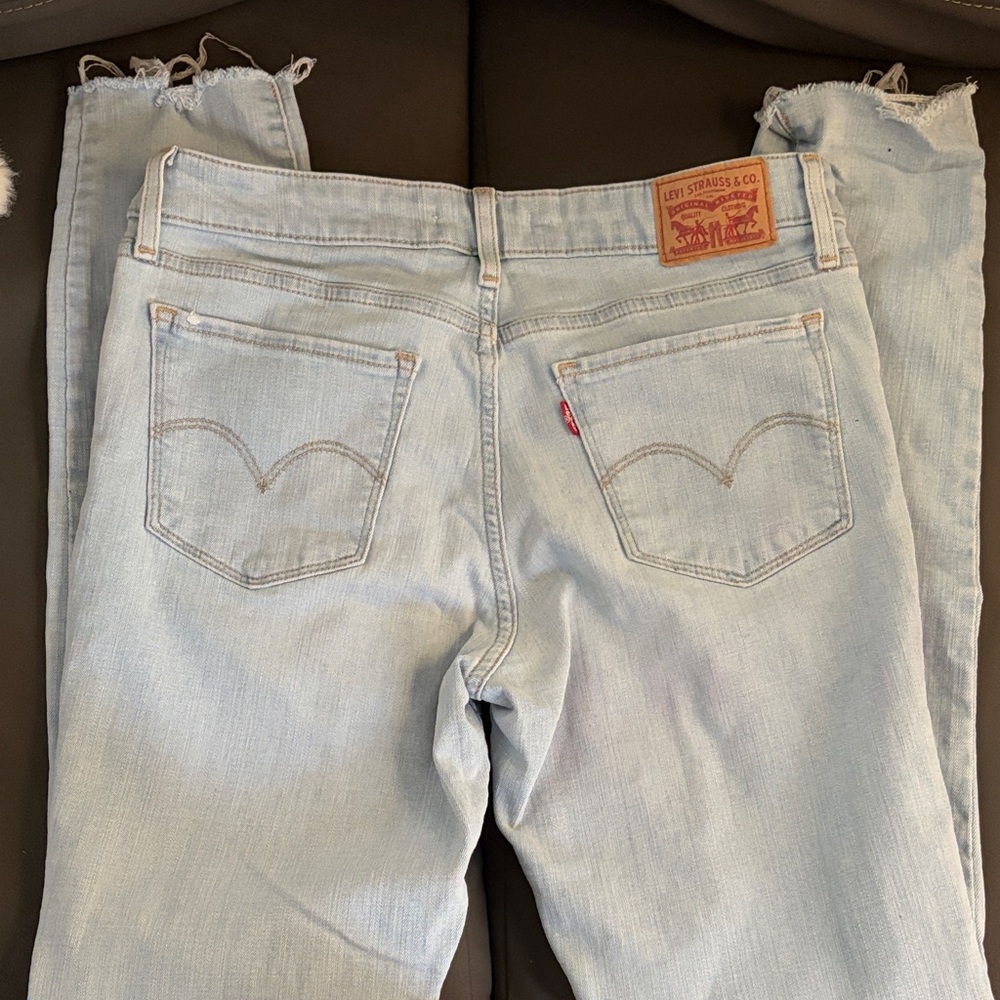 Levi's Women's Straight Leg Jeans in Light Blue
